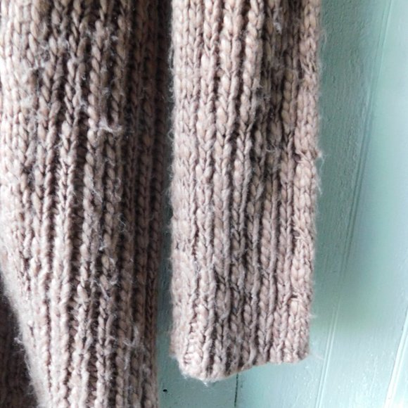 🦔🐾 Forest Girl Vintage Cozy Soft Knit - Picture 11 of 16